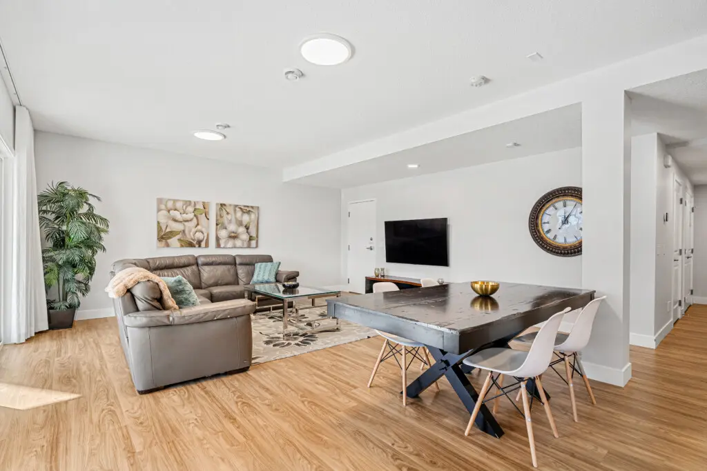 028f6402 c203 4a49 923e c4dcc3ee9c4d