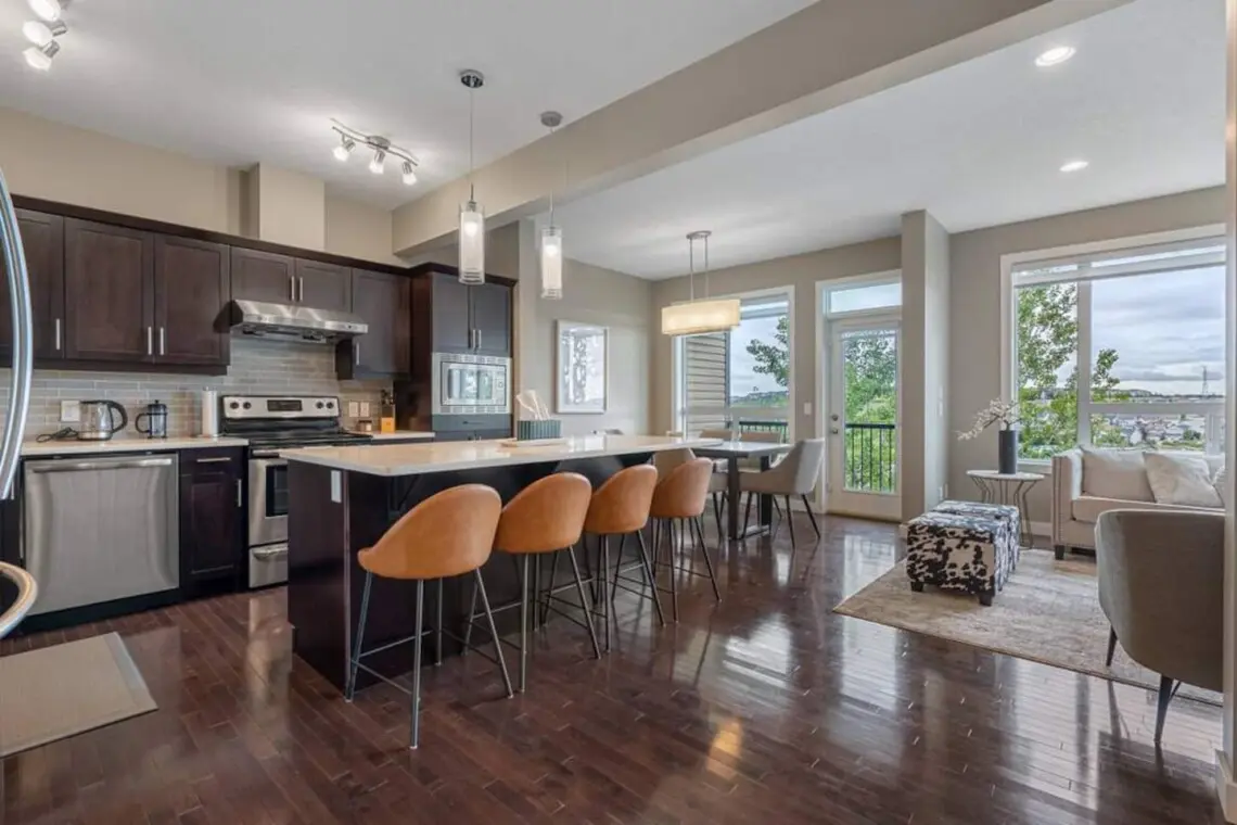 0ab5b481 93da 4b82 b685 d69b22ffabf3