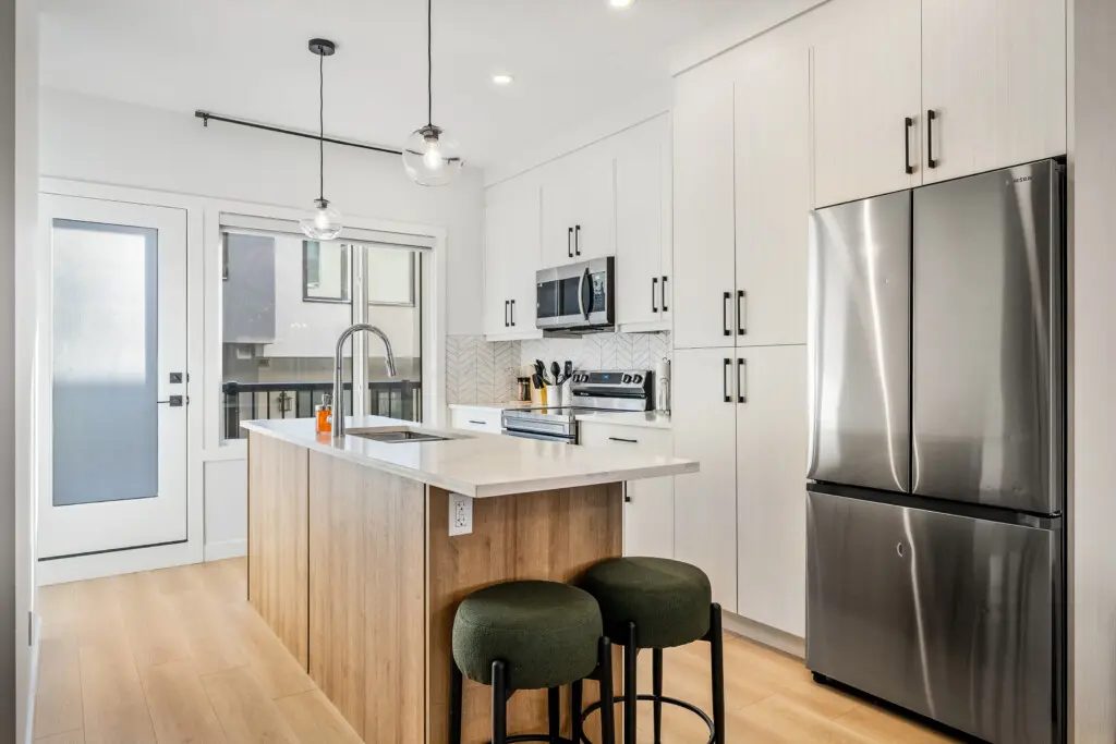 0b18fa52 d233 4e40 936e 1258a5a79602