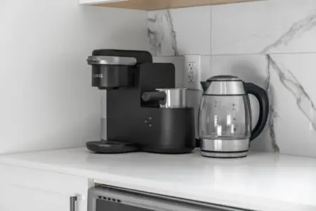 0dab938d 5ecf 4403 a9f0 f2f661e46439