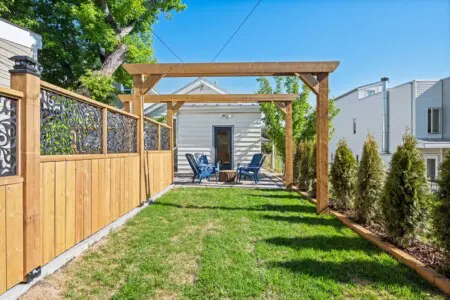 23e550cd 3949 4013 8cea 28fcf91bb04d