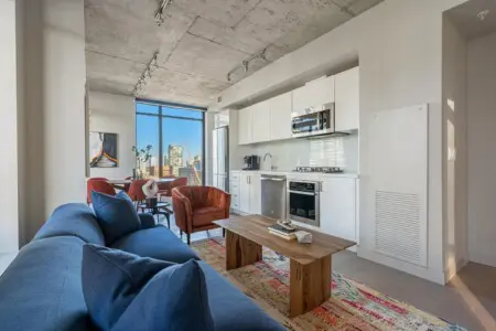 30c6c7dd f151 406a 90fb 3115eaf33314