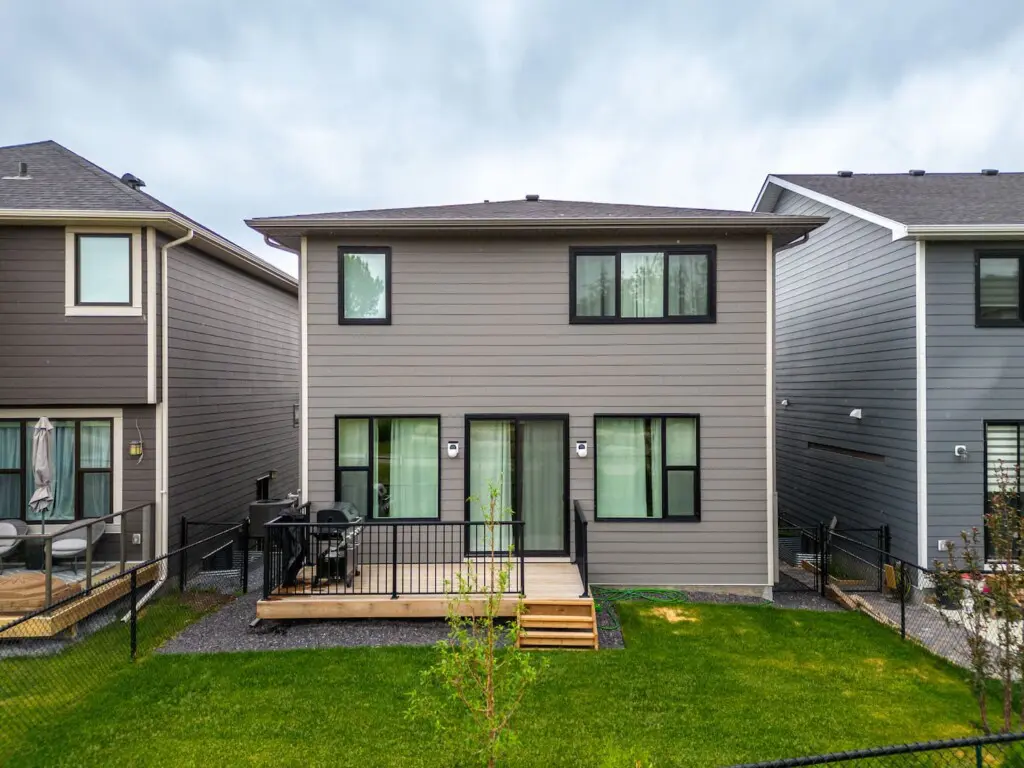 35fb6edb d1c4 4bc9 8b41 fa067e62d7e3