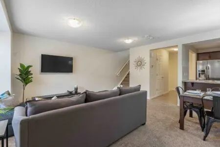 36cdb191 8025 43c6 82fe d590917a63bd