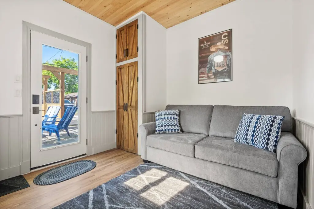 38cf2512 639f 4eae 82df 01cf74392246