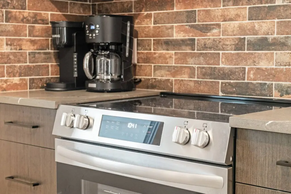 3b57cd21 0fea 4d40 b648 c5ff13499f8f