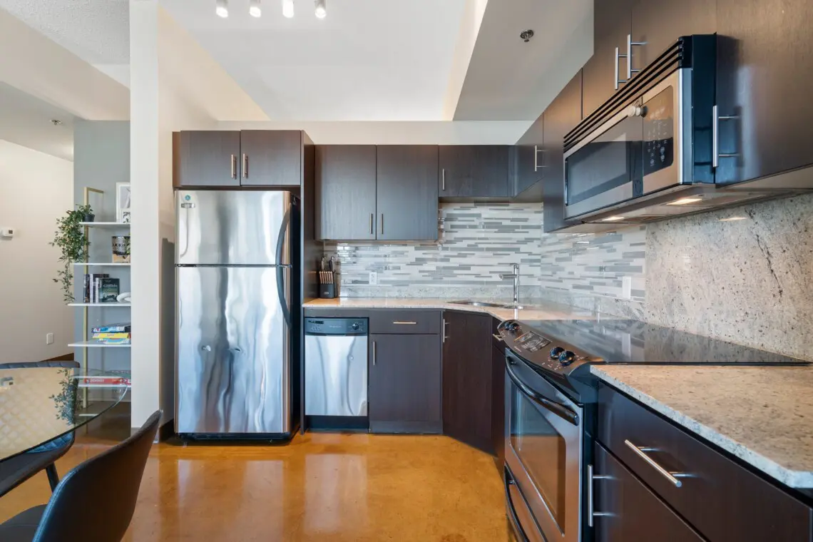 3d9a5e3c 1010 4768 8010 9f6db31da6c2