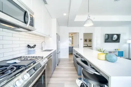 44cc5c5f 8f73 47b8 99e1 05cdbe96cd74