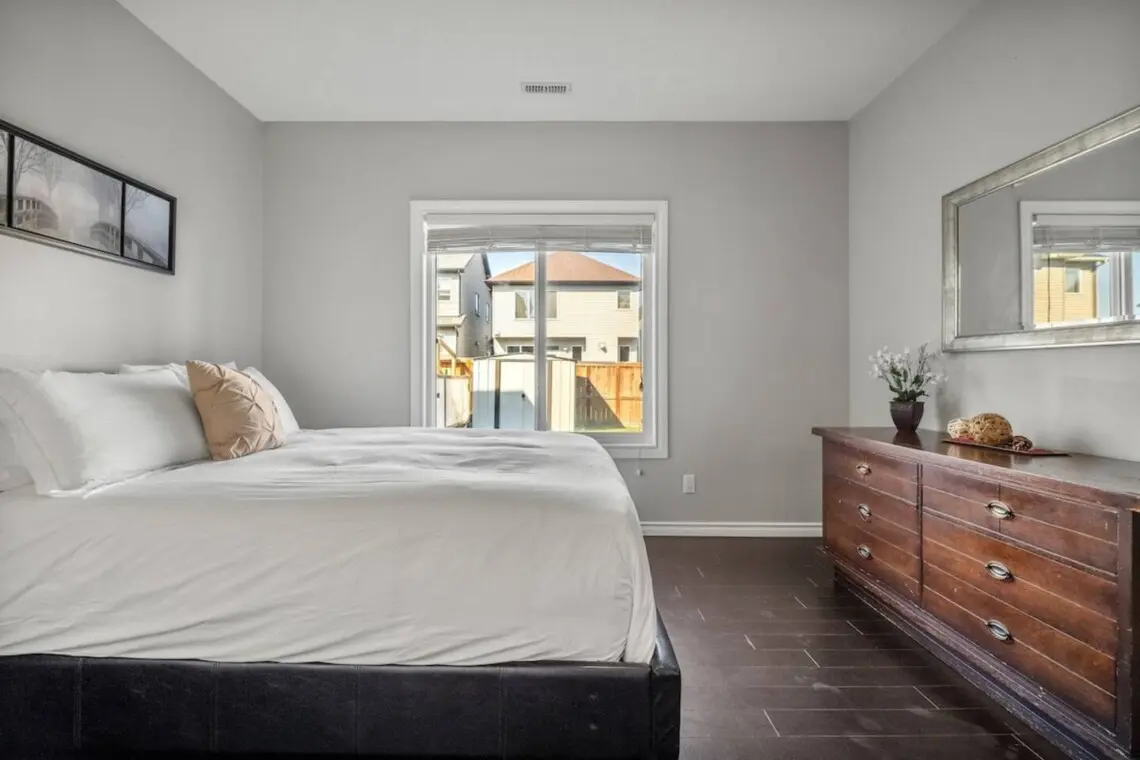 4bbfefd1 9348 49d5 a4b4 d391e9e866a9