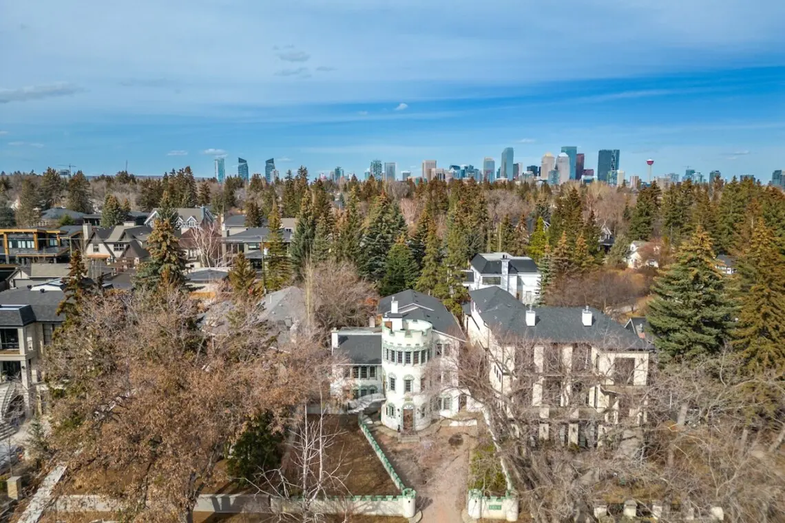 4d4c6441 d921 4ad9 b952 81e2e601ba07