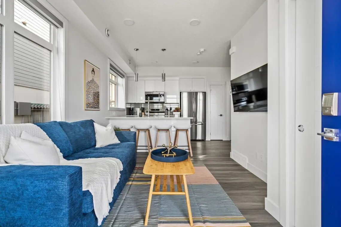 51a81de3 e11d 4093 875a 8ad1e2fd72d7