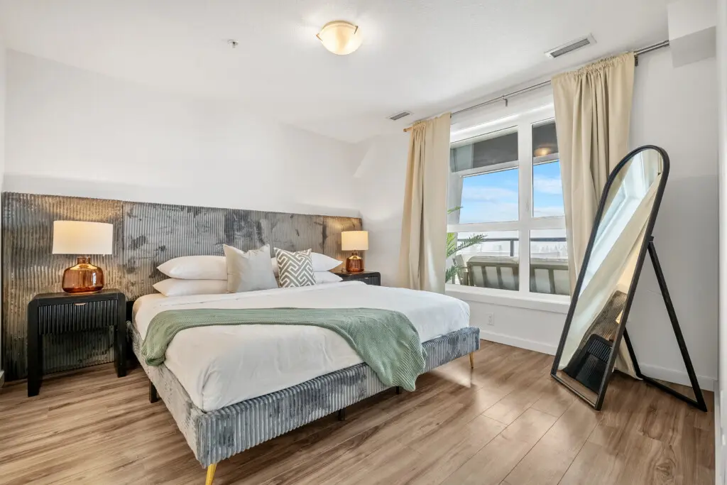 5ad8b373 5ef5 4384 915f ab4e04492ba7