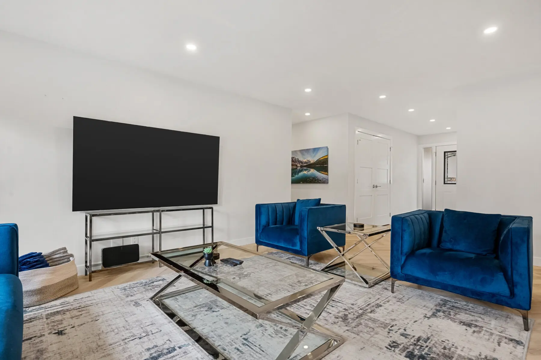 5e6eea5c 51be 4103 8b79 f1e61b0906fc