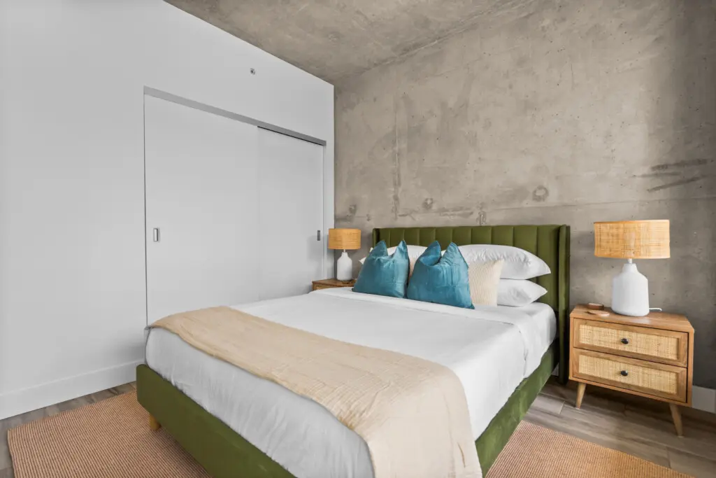 69b44e5b a1f5 4b0a b2db 25ac2ca315ed