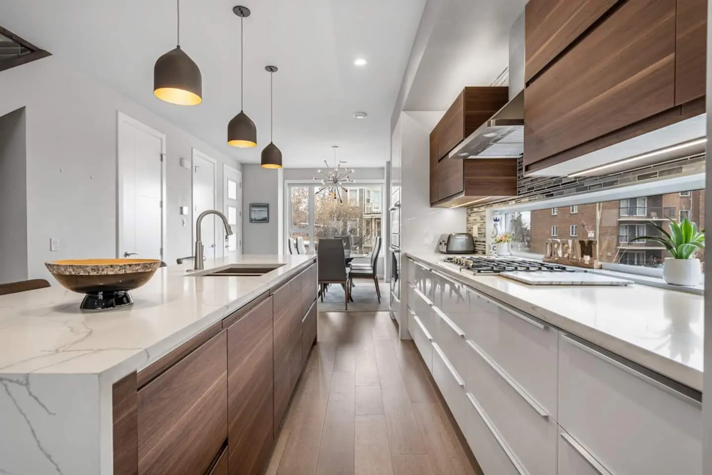 7a512c15 b033 4354 84fa 45bae33853c2