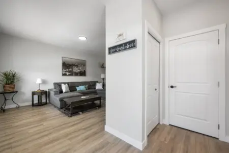 7a66e99b 1d73 478c 9f5c 3fb640fd2a12