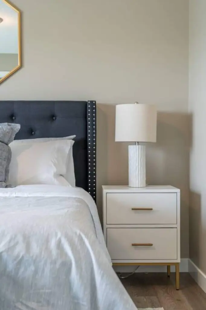 85f13421 8043 4f48 8344 e297ec4d60c9