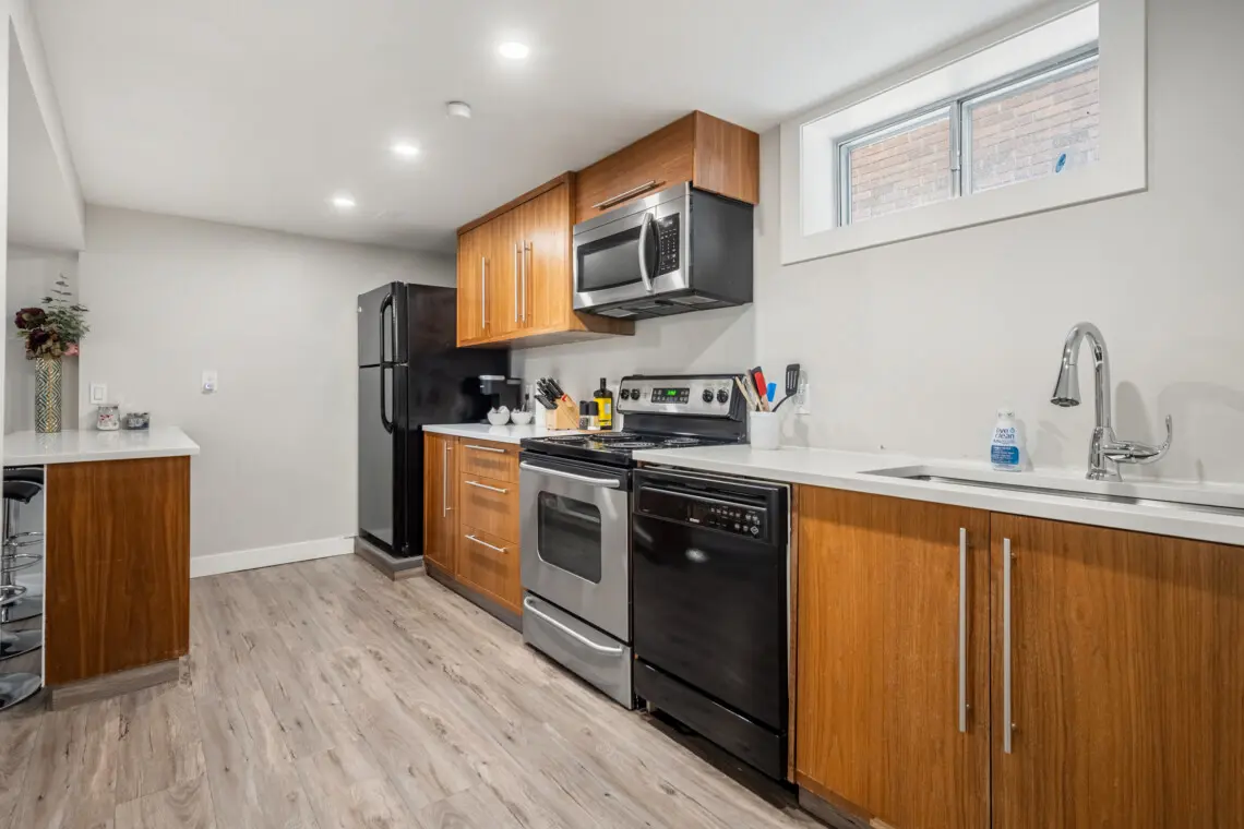 8651f405 9894 429c 837d 4b55279b145e