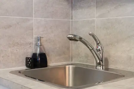 8a156ca6 442f 454c 9d96 528f009d2b2f