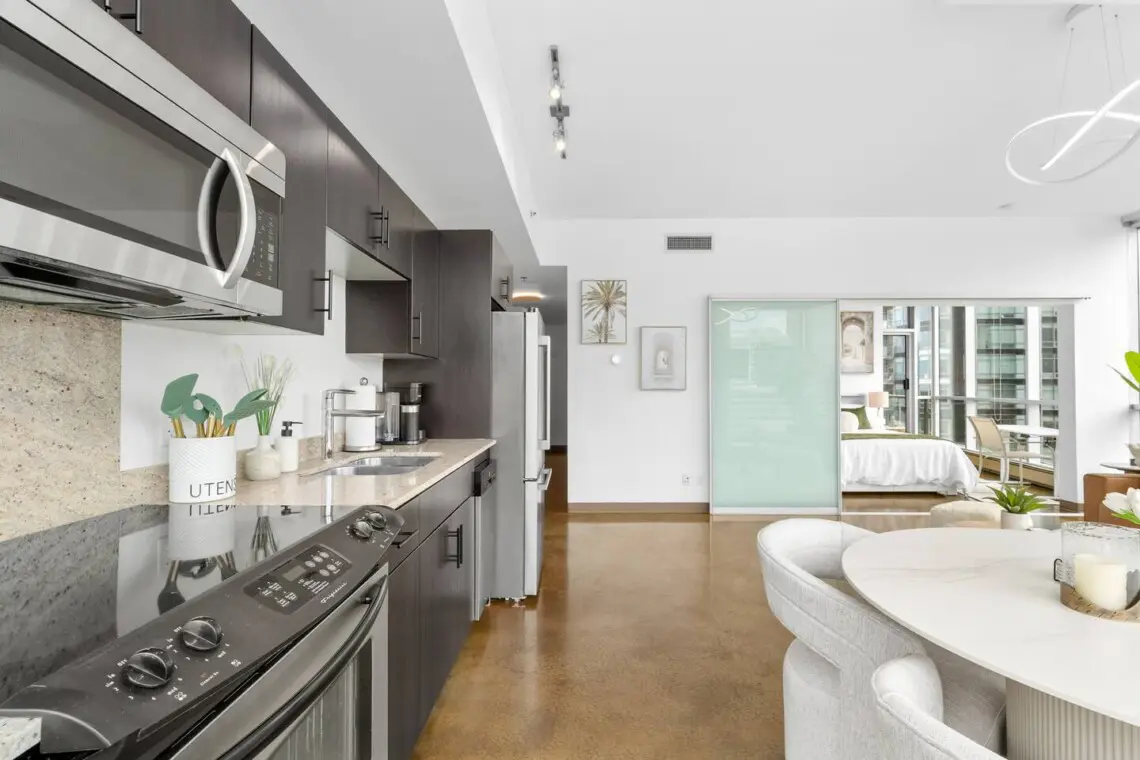 8f39dbfc dc68 4552 bf39 deccbffd3aac