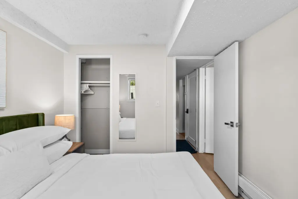 99a0109e 3437 4946 8461 040484895c81