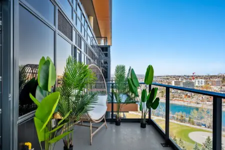 99d2b21f 2ca4 40bb b973 f6488382a8ce