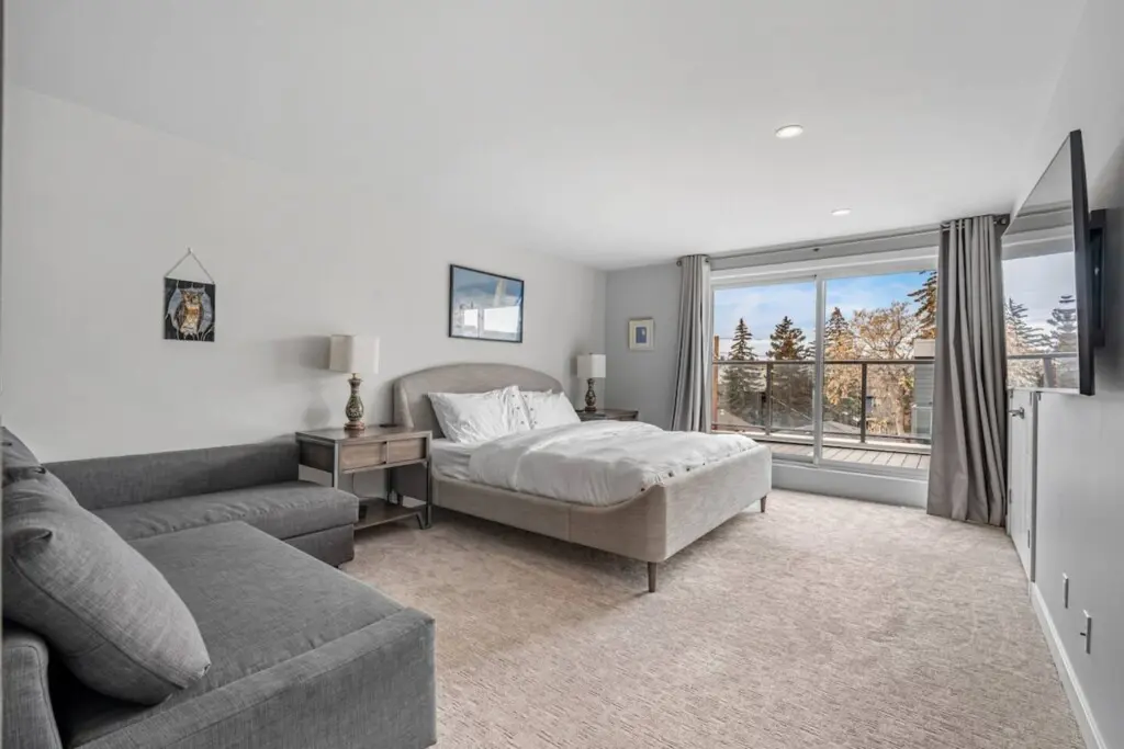 9a16d1db 2652 4e7b aea9 ec86fde9b067