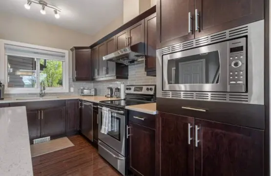 9bb8f053 f353 4ce4 a000 2d6faef54563