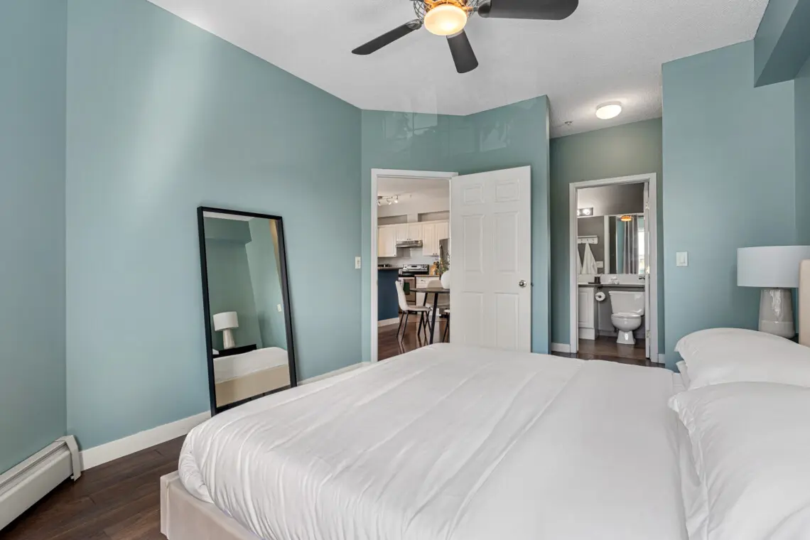 9dc2f4bf 5d9e 4a76 83c8 1acfd92319ac