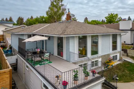 b6a8d37e 72f5 4008 84d5 3b30ce2b4a94