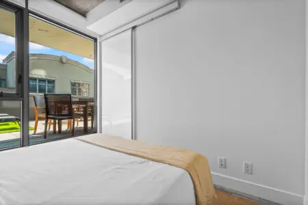 ba6b151c 3b20 4481 a139 1c6660f1980d