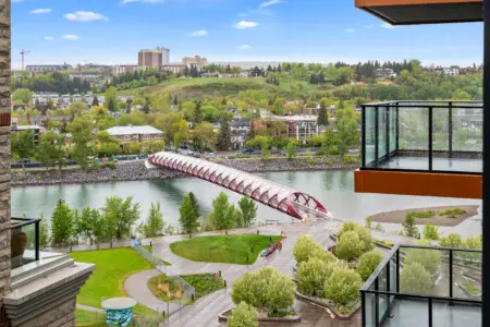 bcfc37eb 4752 4b96 b21f aaba18980b19