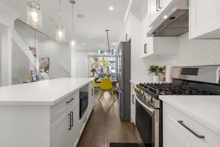 be2ed8c6 7ab6 4317 bdca b8494d37ff18