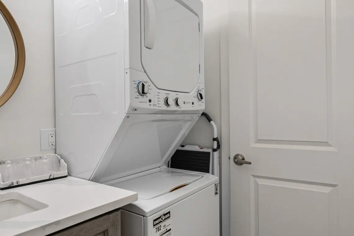 c7cc03b7 5beb 42c5 9f4a cecf4d9ee1ef