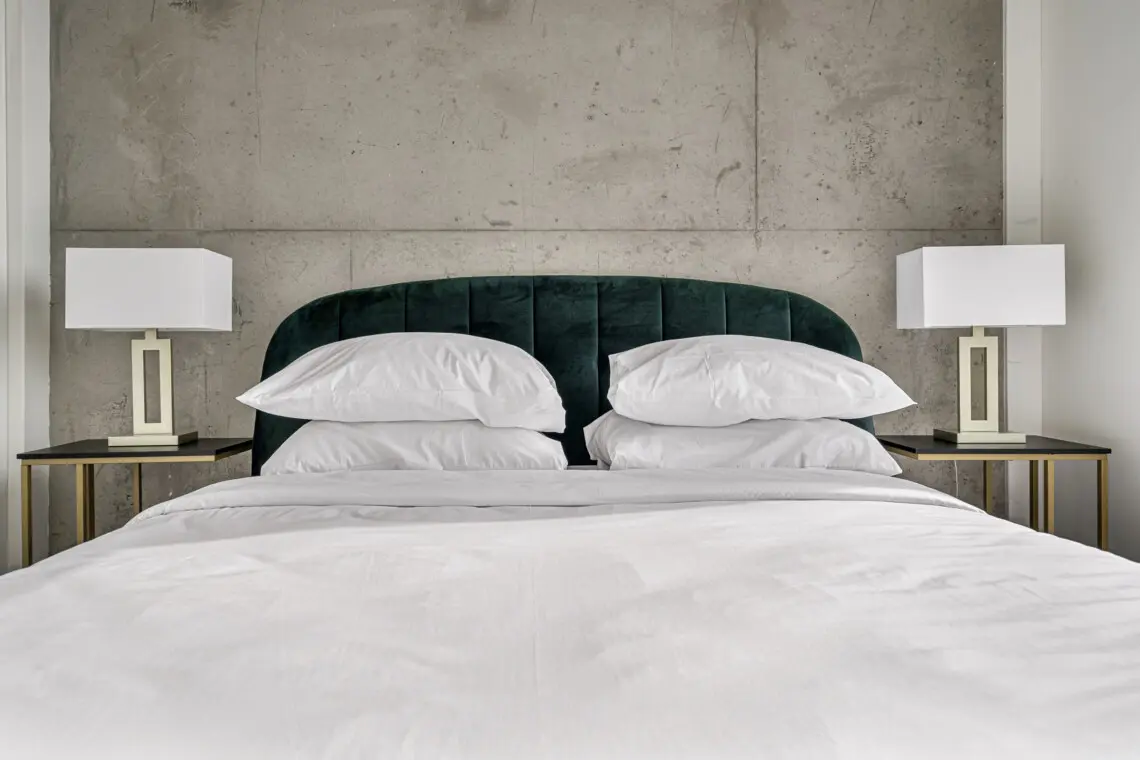 c8be8420 64ea 46f3 bb2f f5751e702cd5