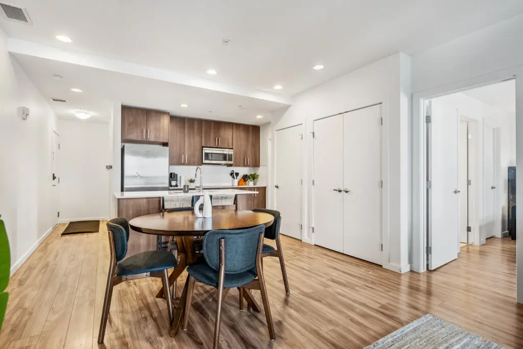 c908a5c4 9a96 458b b9e5 2e4f57f54c33