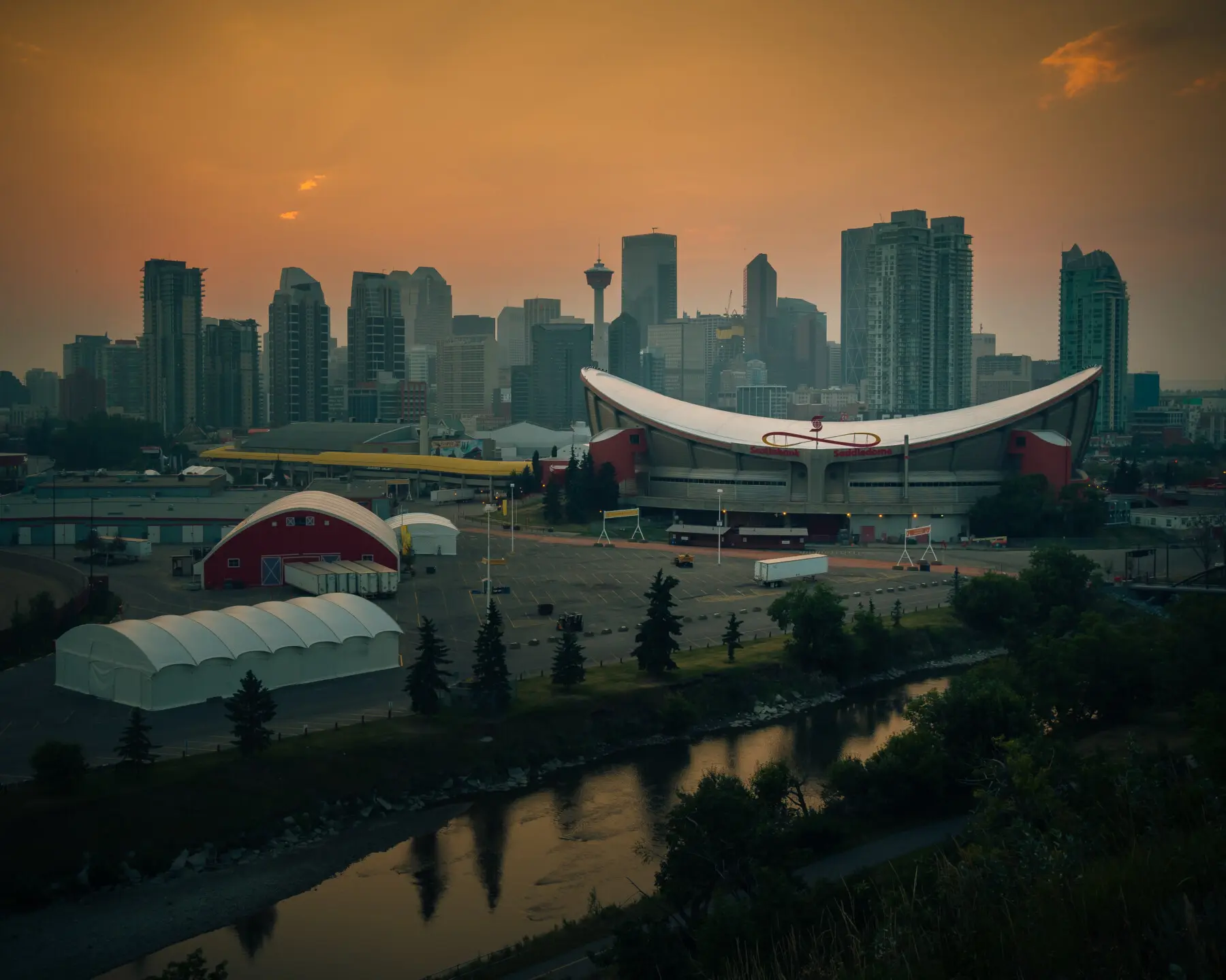 calgary tower 7192381