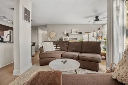 cc00dbae 3f74 4105 b5b7 ace2c4568289