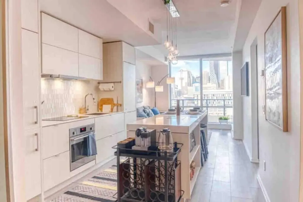 e24ff6b8 da33 4bd0 879f 1632fa7b8c3b