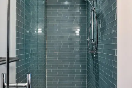 e396e931 f70c 40a8 9440 95de73e24d8b