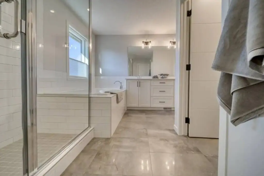 e4a01728 c3e3 4baa b4f8 4e0d793980ad