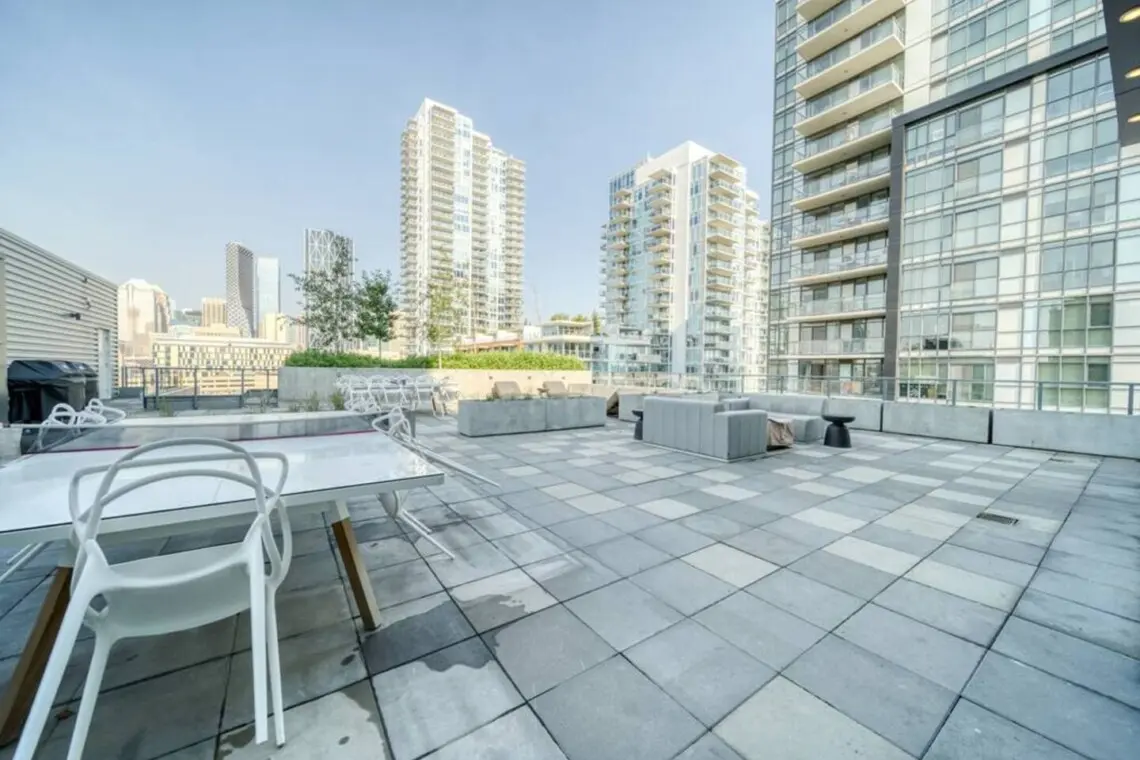 e85c8b98 89e7 4302 8c8e 97d61ea3414a