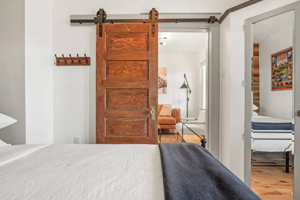 f04e344f b95d 45f9 839b ed54a8e1d3c5