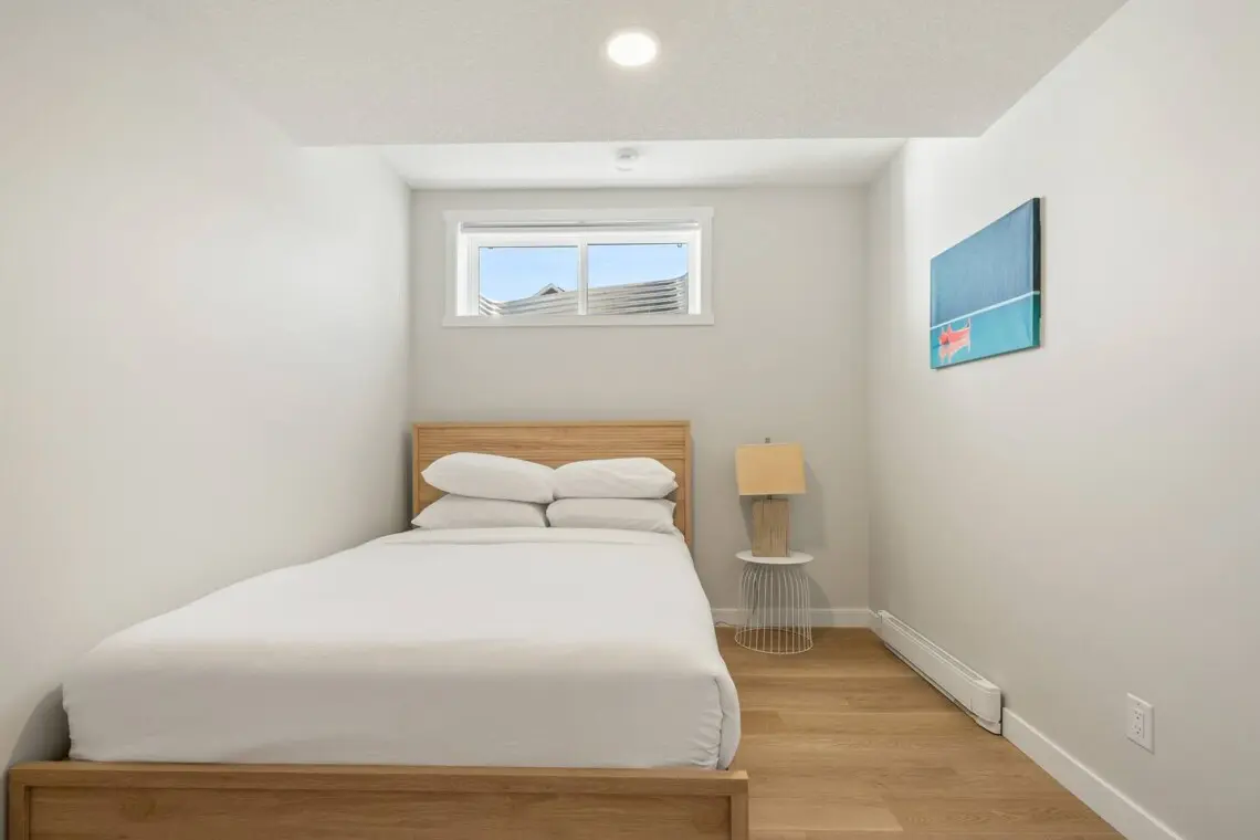 f166c373 c9d9 4ac4 99ef d799c64d093d