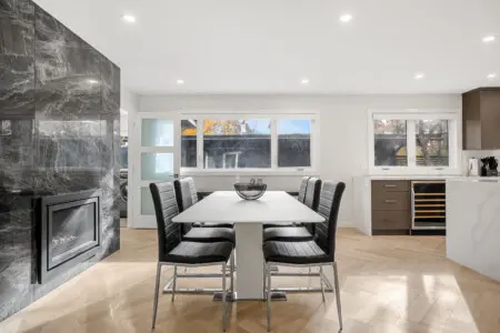 f50b3ced 56d3 4434 9ba4 b063905de2ff