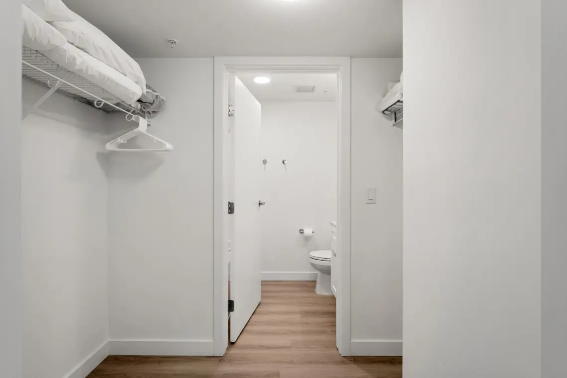 f5431dc8 e03c 473c abd5 53691c2b792d