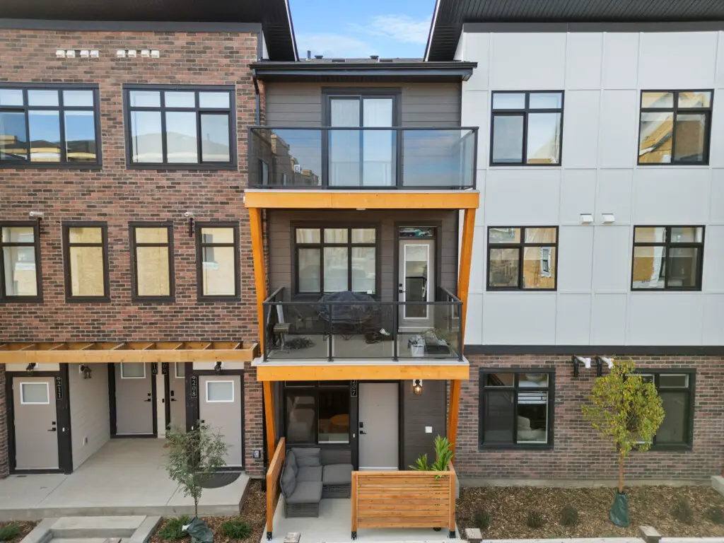 f89b7a4e be0c 4708 828f a26f28a7018c