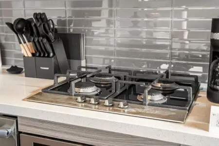 02ae2120 6f0e 4bf7 82a2 9ce2d1fcc29b