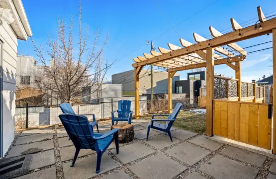 035b3e56 bb5d 4a09 8b59 b3b6953035a1