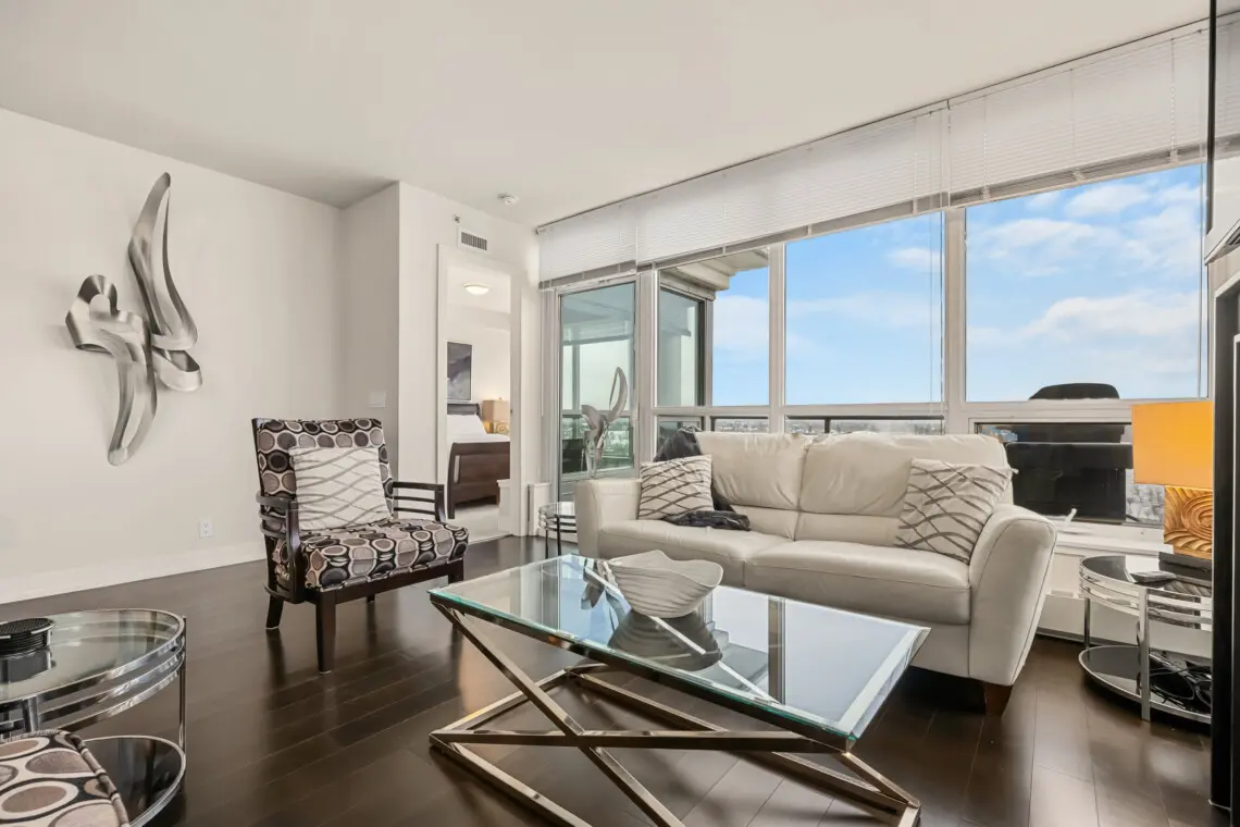 08ee7c8d dffb 4999 9e3a 0c0433356854